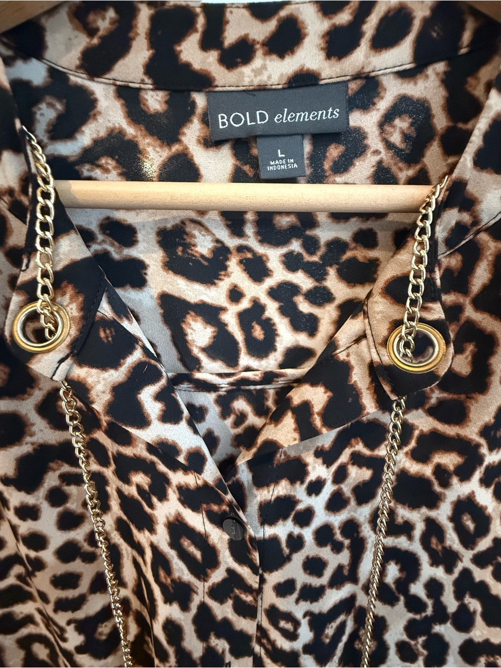 BOLD elements Leopard-Print Button-Front Jacket with Gold Chain Detail - Picture 2 of 4